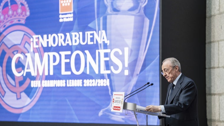 Florentino Pérez durante sus discurso luego que el Real Madrid ganara la Champions League