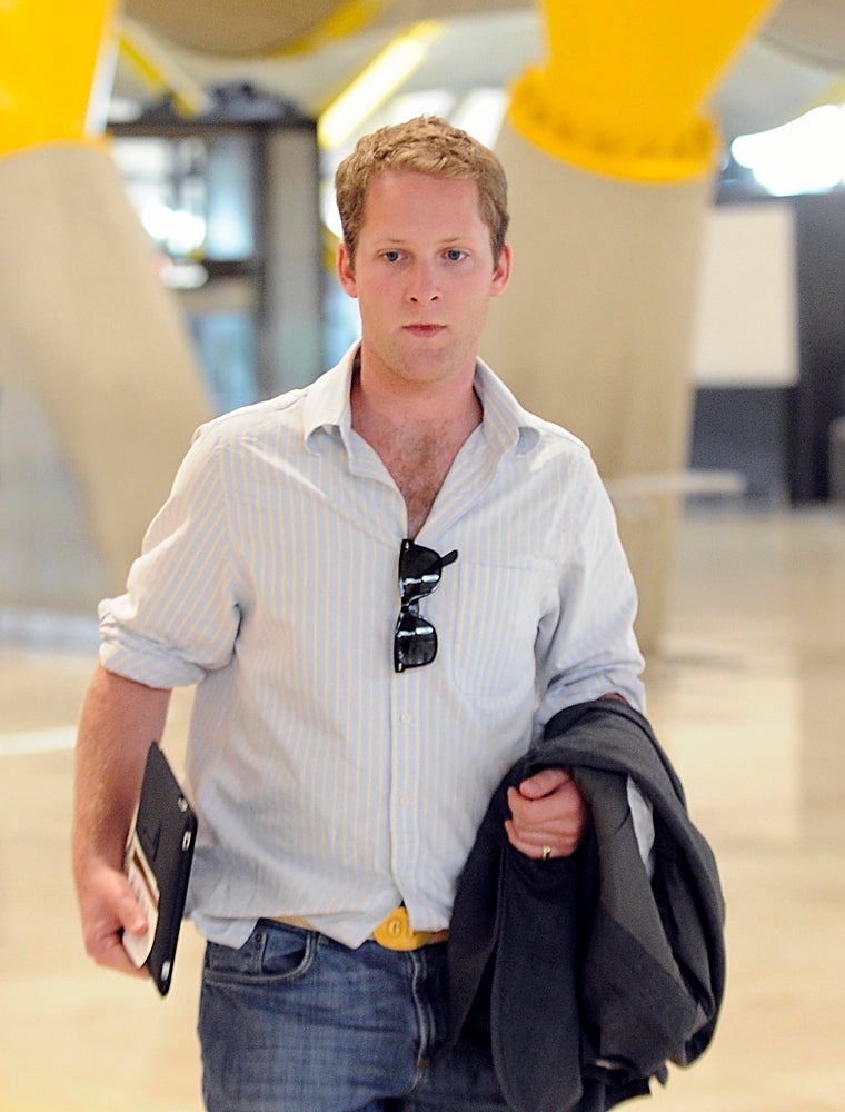 George Percy en el aeropuerto de Barajas, 2011