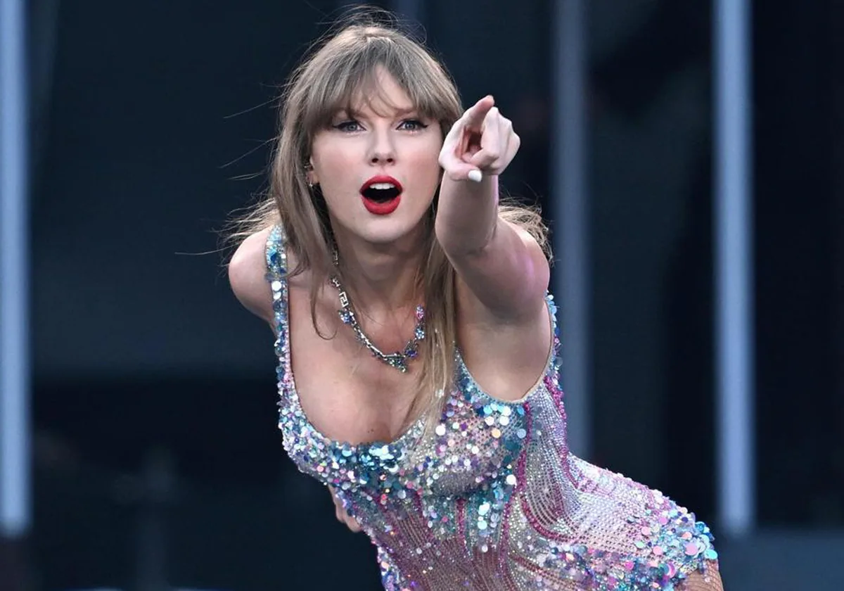 Taylor Swift se saca un inmenso moco en medio de un concierto y la imagen  se vuelve viral