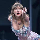 Taylor Swift se saca un inmenso moco en medio de un concierto y la imagen se vuelve viral