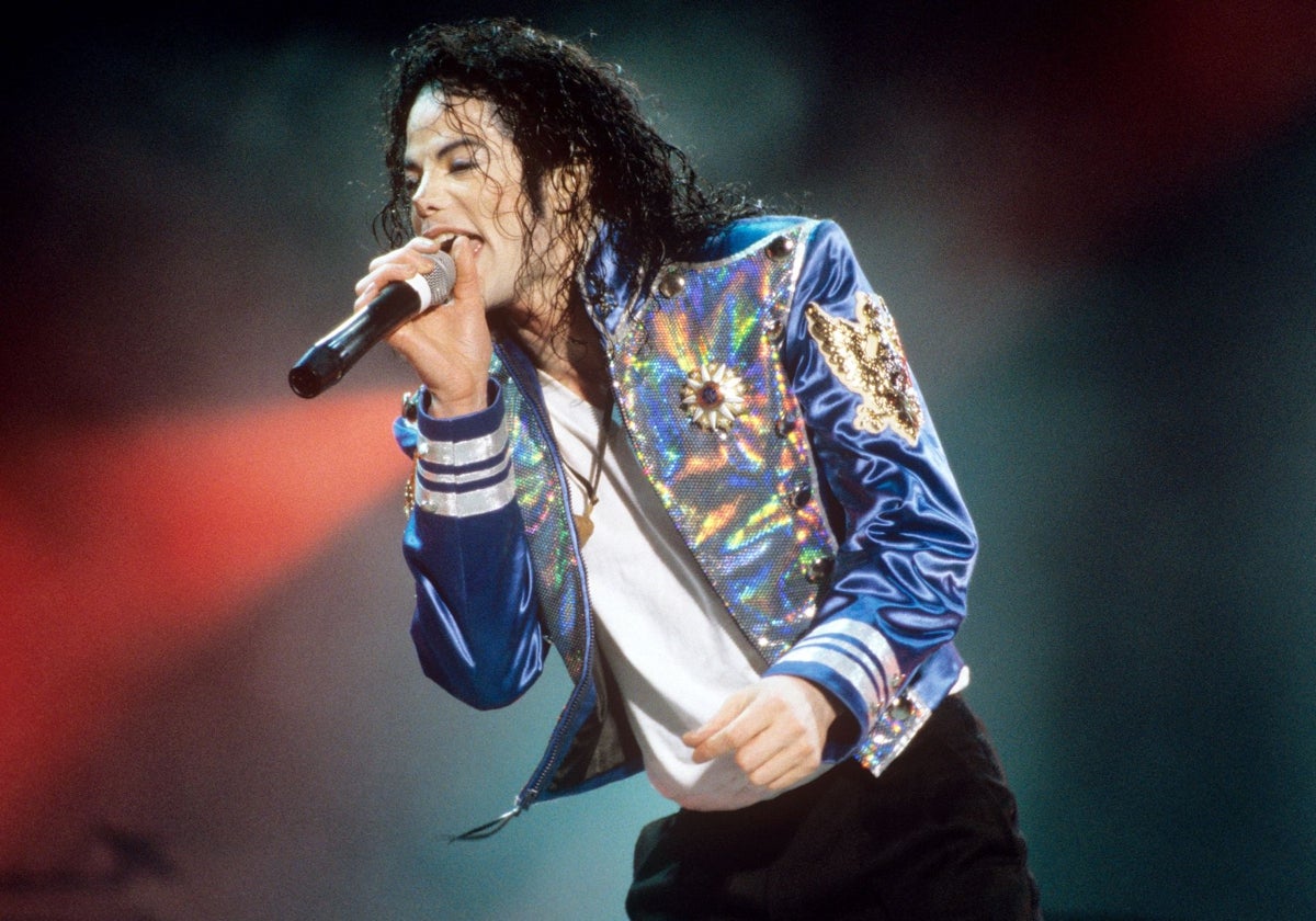 Michael Jackson en un concierto en Luxemburgo en 1997