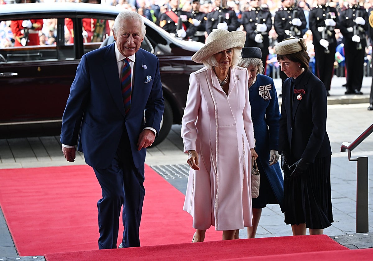 Carlos III celebra el 25º aniversario del Parlamento Galés