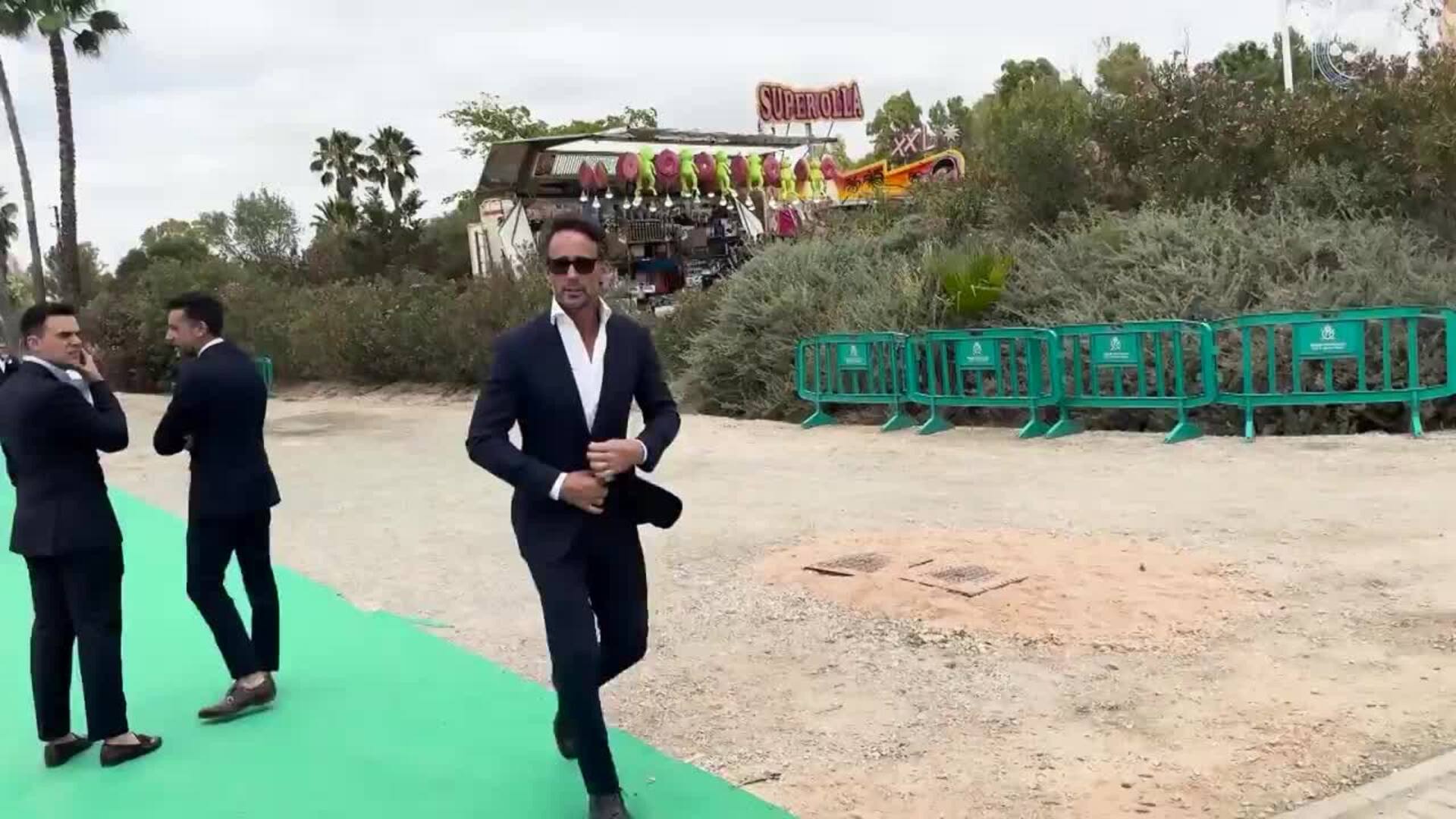 María José Suárez, sonrisa y portazo ante los rumores de infidelidad de Escassi con un actor