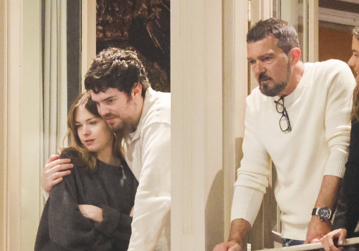 Antonio Banderas prepara boda: su hija Stella se casa con un amigo de la  infancia