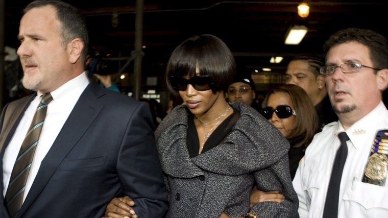 Naomi Campbell a su salida de la audiencia en la Corte de Nueva York en 2007