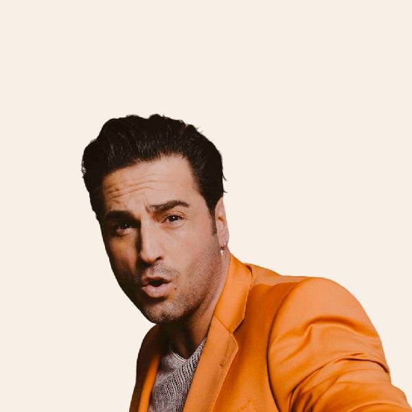 David Bustamante: «Confío demasiado en la gente y me he llevado hostias como panes»