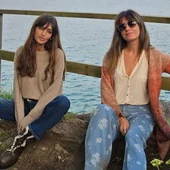 Sara Carbonero e Isabel Jiménez presumen de amistad en una lujosa villa de Cantabria