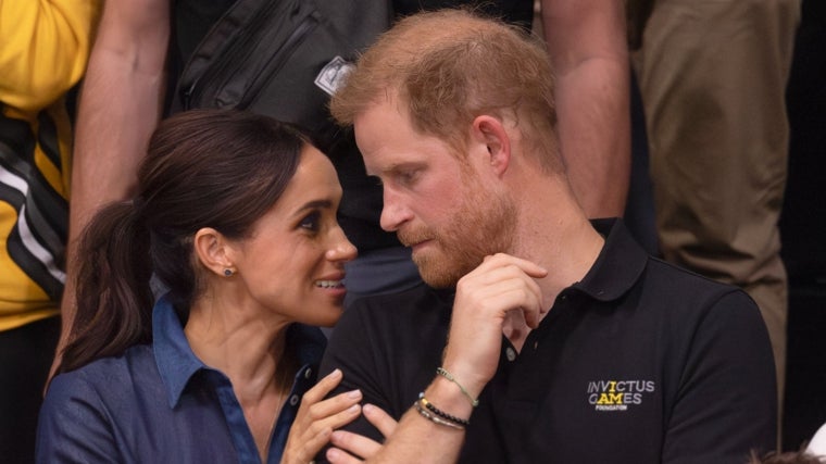 El Príncipe Harry y Meghan Markle en alerta máxima: «Les han aconsejado que no salgan de casa»