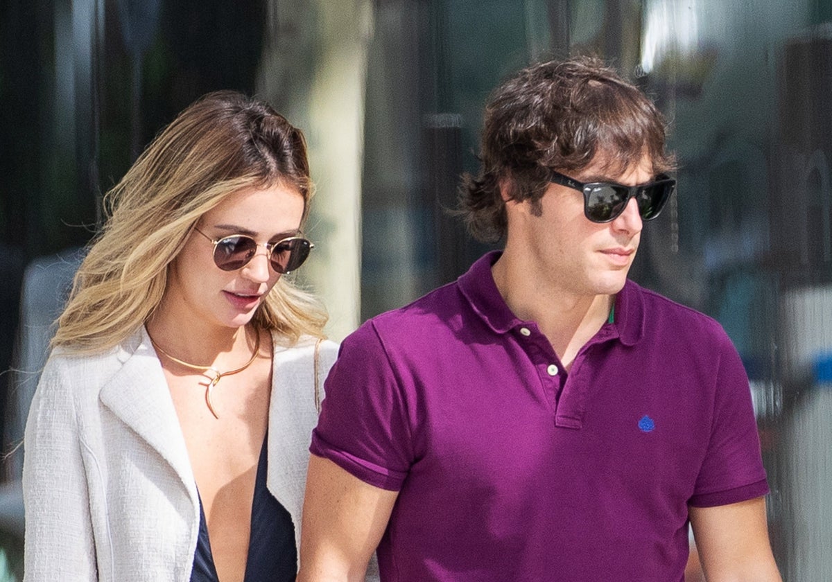 Jordi Cruz y Rebecca Lima, paseando juntos en una imagen de archivo.