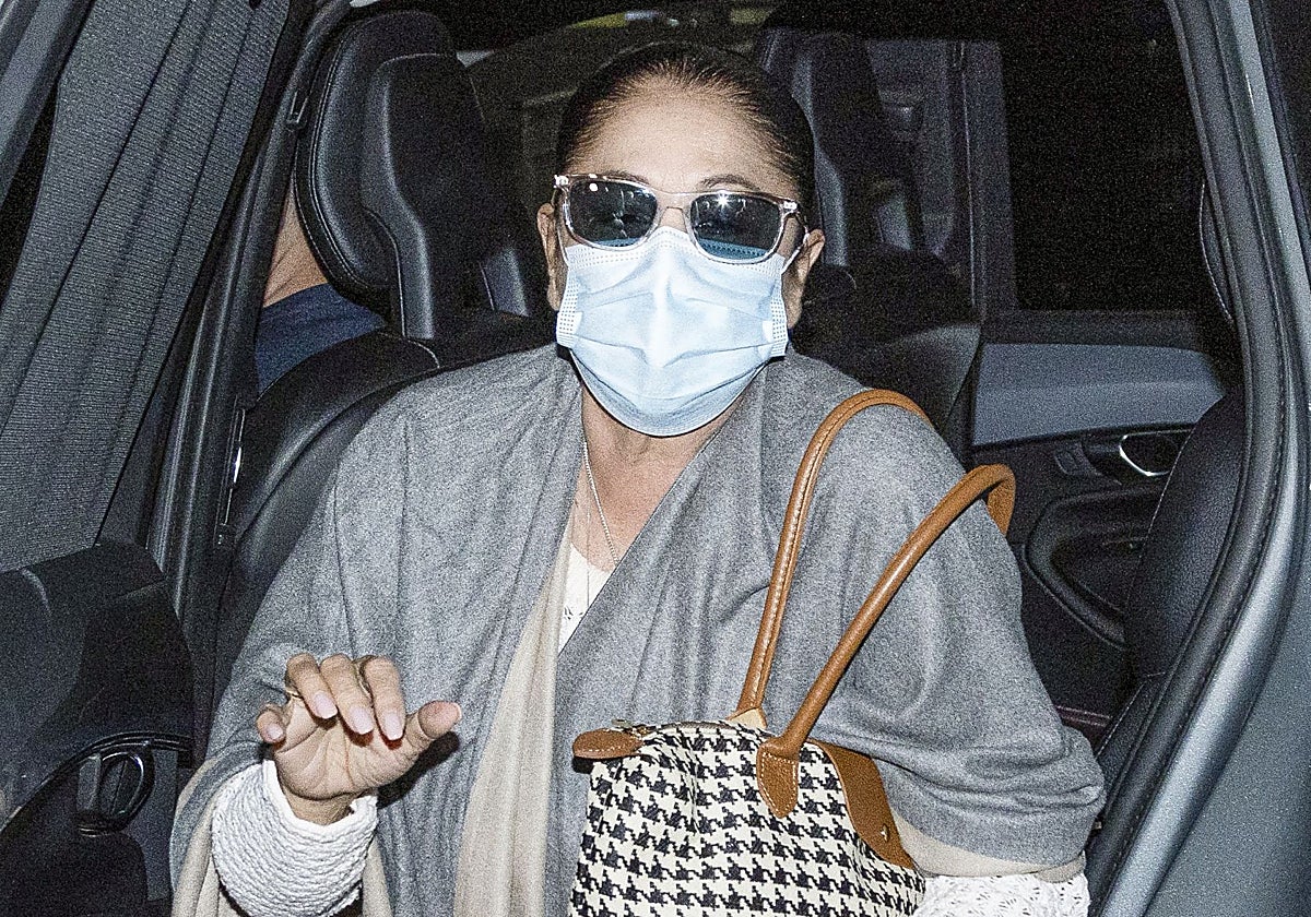 Isabel Pantoja aterriza en Madrid ante la evolución positiva de la hija de su sobrina Anabel