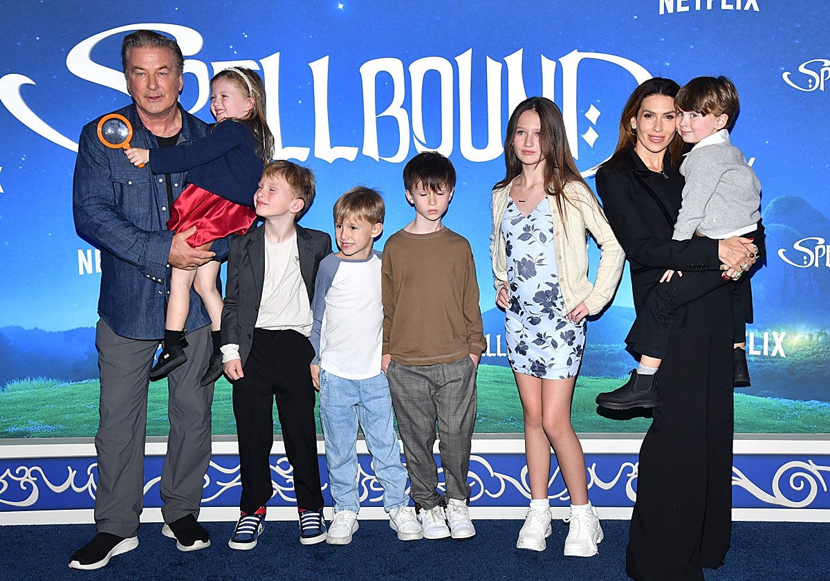 Alec Baldwin, su mujer Hilaria y sus hijos