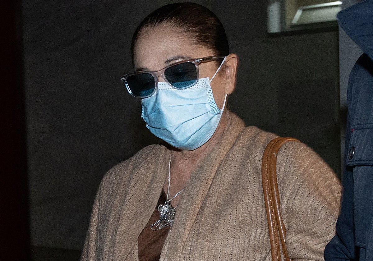 Isabel Pantoja sale del hospital el pasado 17 de enero