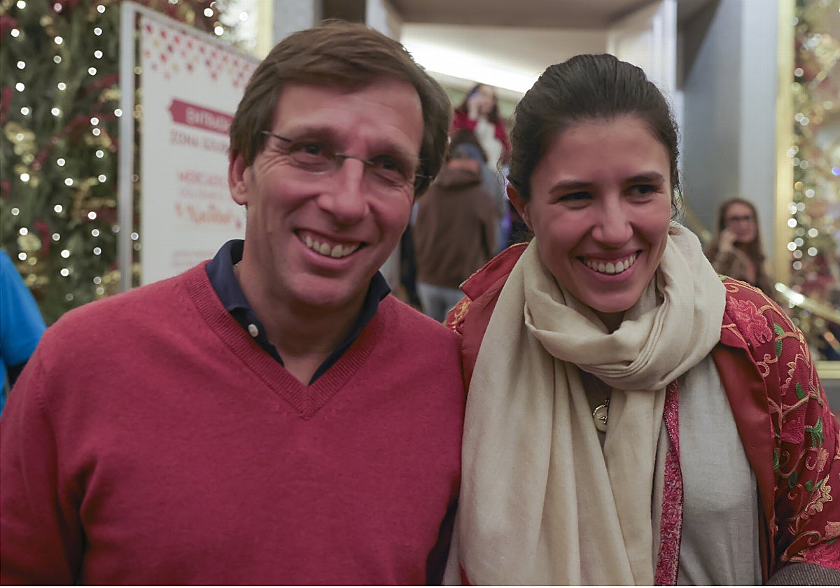 José Luis Martínez-Almeida y Teresa Urquijo, durante las pasadas Navidades.