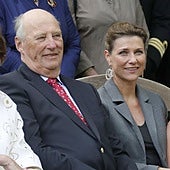 Marta Luisa de Noruega incumple de nuevo el pacto con el Rey Harald de sacar rentabilidad a su título de Princesa