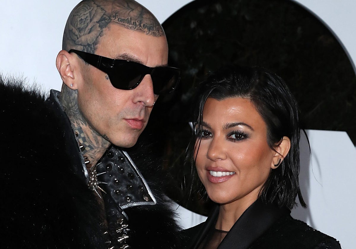 Kourtney Kardashian, junto a Travis Baker, su actual esposo.
