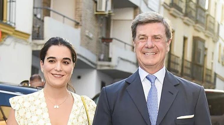 Quién es Bárbara Mirjan, la mujer de Cayetano Martínez de Irujo: 33 años menor que él, su origen libanés y su profesión