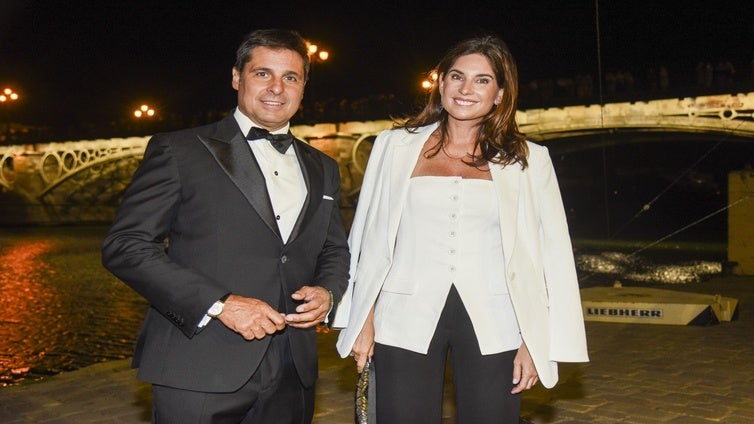 Francisco Rivera y Lourdes Montes dan la bienvenida a su tercer hijo