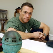 Jean-Claude Van Damme responde a las acusaciones de haber mantenido relaciones sexuales con presuntas víctimas de trata