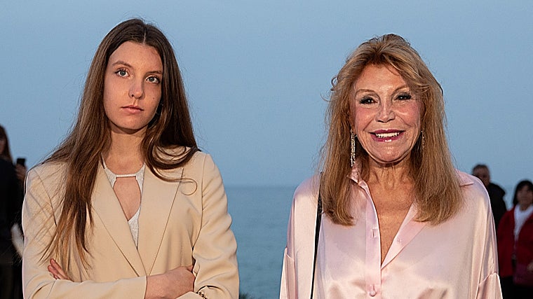 Carmen Thyssen y su novio, inseparables en Marbella con la baronesa