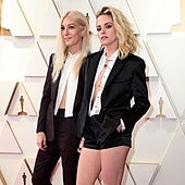 Salen a la luz unas imágenes prohibidas de la boda de Kristen Stewart y Dylan Meyer