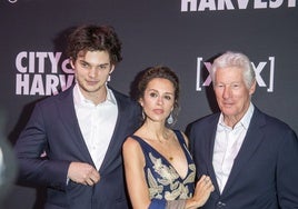 Descubre a Homer, el hijo de 25 años de Richard Gere que ya le quita protagonismo