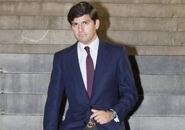 Juan Urquijo será el padrino del primer hijo de José Luis Martínez-Almeida y Teresa Urquijo