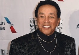 El cantante Smokey Robinson se defiende de la acusación de agresión sexual: «Una extorsión repugnante»