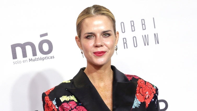 Amelia Bono emite un comunicado tras su polémica foto en redes: «La 'broma' ha llegado muy lejos»