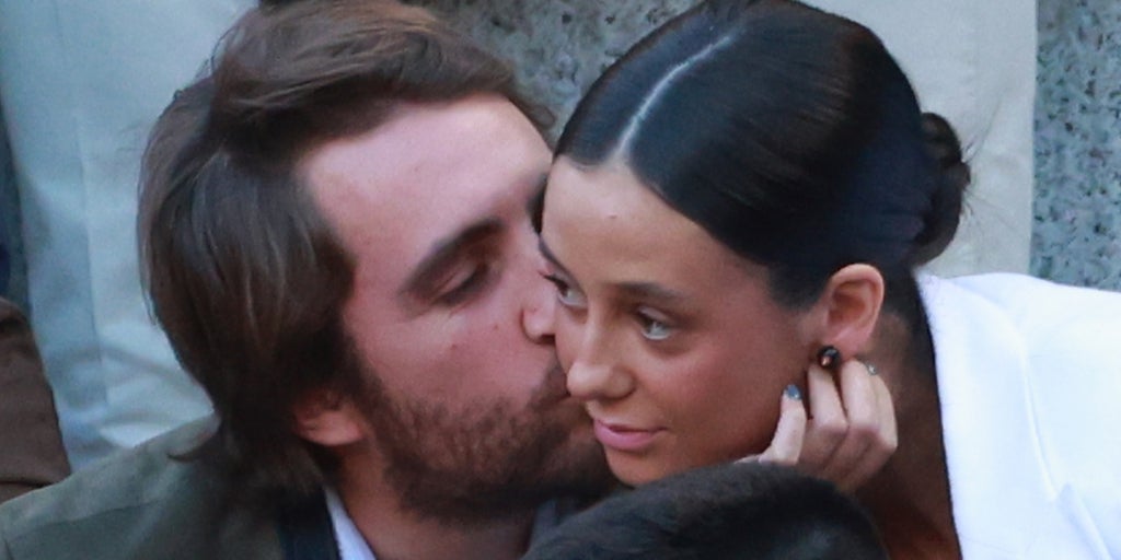 Victoria Federica y Borja Moreno: historia de su primer beso en público