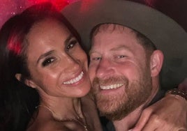 El Príncipe Harry y Meghan Markle curan penas vestidos de vaqueros en un concierto de Beyoncé