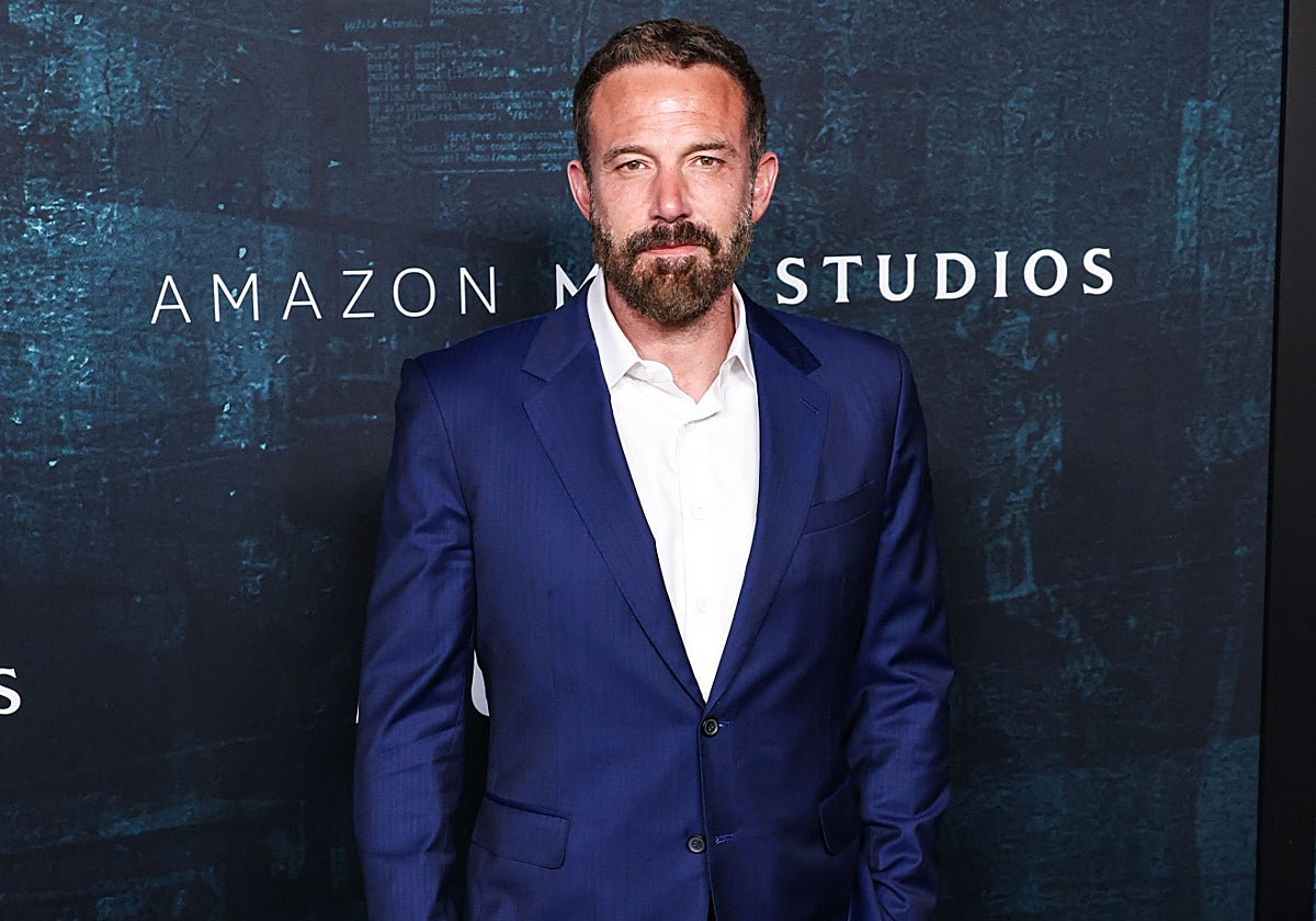 Ben Affleck saca su español a flote: «Muy bien» con su soltería y «por supuesto» que le gustan las latinas