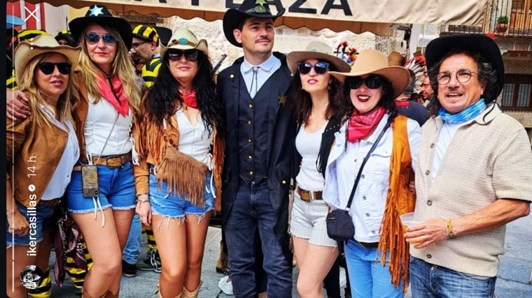 Íker Casillas transforma su pueblo en el lejano Oeste para celebrar su 44 cumpleaños