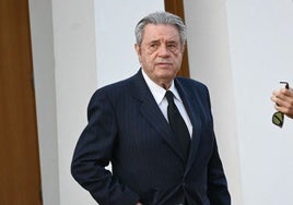 Muere Francisco de Borbón y Escasany