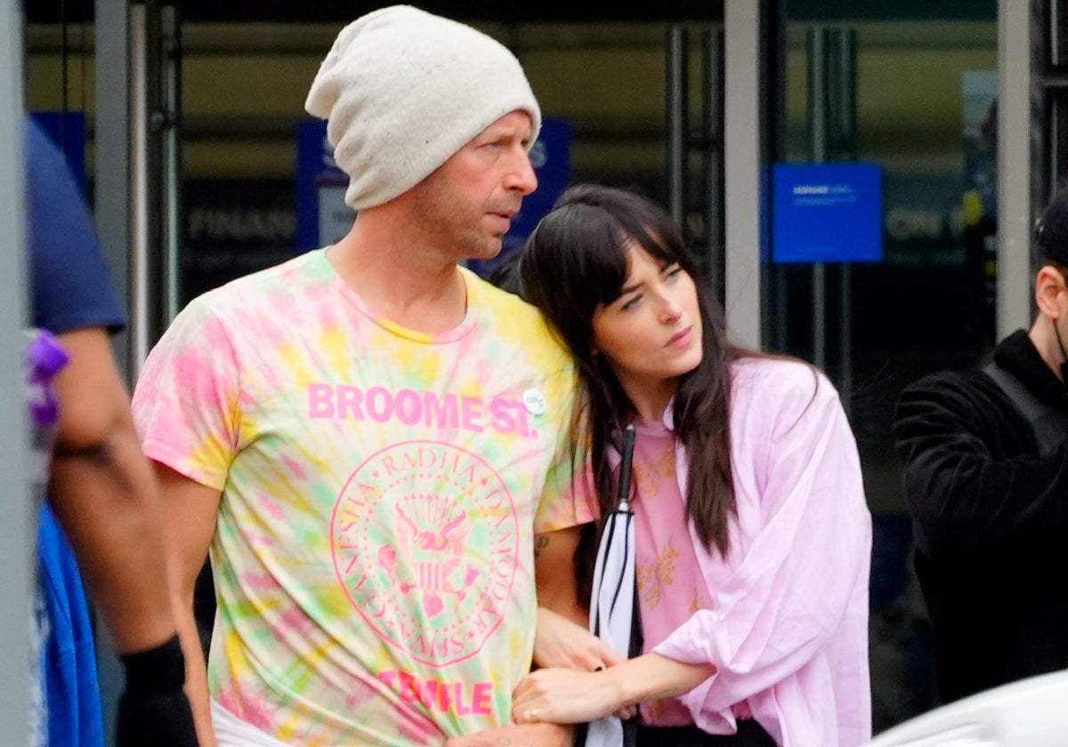 Las verdaderas razones de la amarga ruptura de Dakota Johnson y Chris Martin: «Venía de lejos»