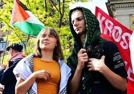 ¿Ha encontrado Greta Thunberg el amor? Su estrecha relación con un activista de 22 años que levanta rumores
