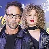 Sheila Casas y Álvaro Muñoz Escassi son estrellas: relación superviviente, lágrimas y amor ante las cámaras