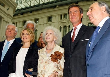 Los secretos de verano de la Casa de Alba: de las playas de Ibiza a las tertulias literarias en Extremadura