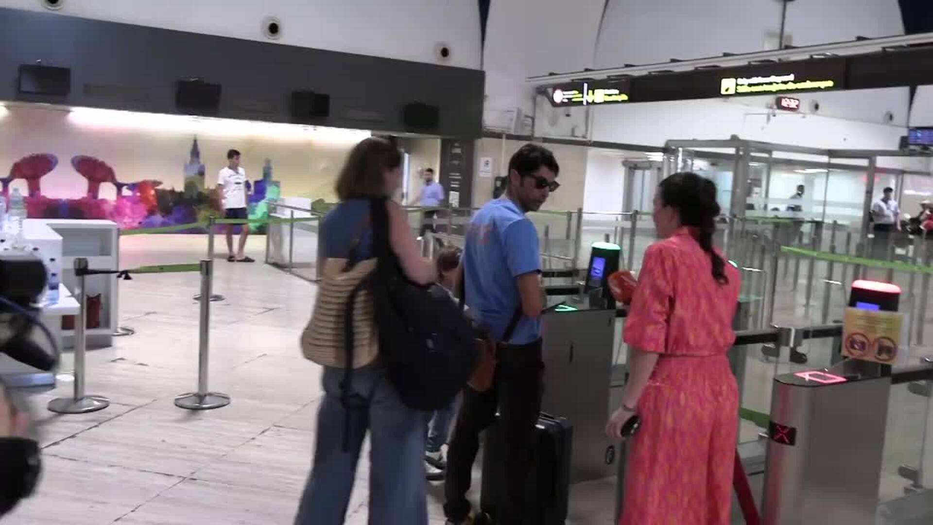 Cayetano pone tierra de por medio tras su detención con una clara declaración de intenciones