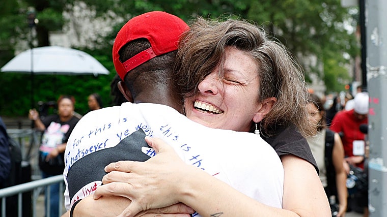 Fans de Diddy celebran el veredicto