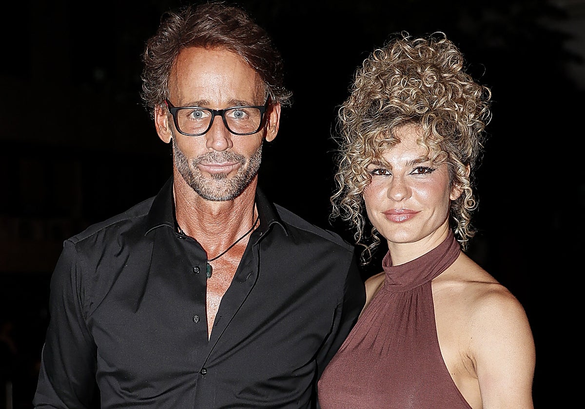 Álvaro Muñoz Escassi y Sheila Casas, en una de sus últimas imágenes juntos.