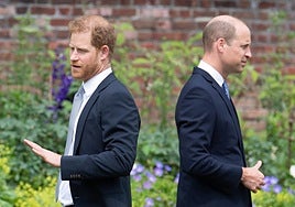 El pueblo británico dicta sentencia: ama a Guillermo y odia a Harry