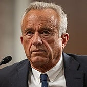 Quién es Robert Kennedy Jr., el penúltimo eslabón de una familia de estrellas, actores y políticos