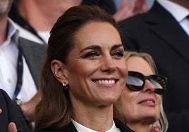 Kate Middleton vuelve a revolucionar las redes con otro cambio de imagen: ahora, de regreso al moreno con reflejos