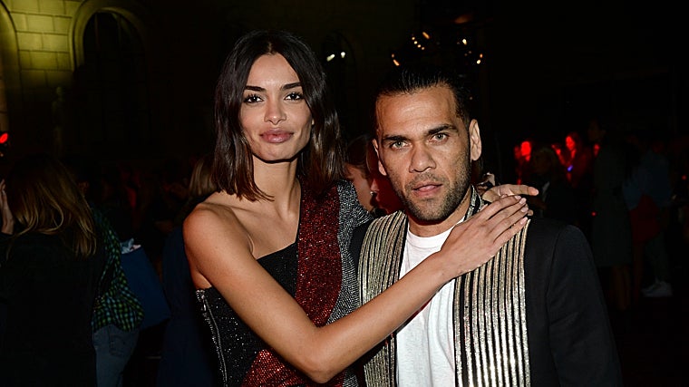 Explota la guerra entre las mujeres de Dani Alves: de la defensa de Joana a los reproches de Dinorah