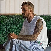 Justin Bieber da un paseo en calzoncillos montado en patinete... y lo sube a sus redes