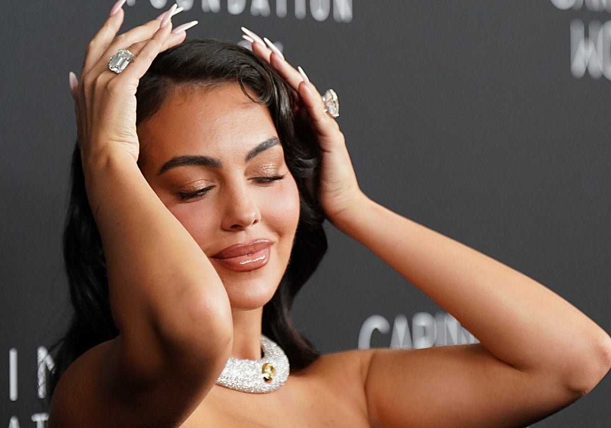 Rumores de embarazo, miles de kilómetros y batalla de diamantes: Georgina Rodríguez, la reina de los titulares