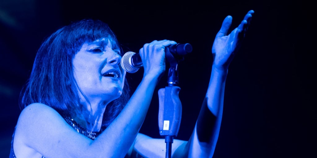 Eva Amaral, asistida de urgencia al sufrir una crisis respiratoria tras su último concierto
