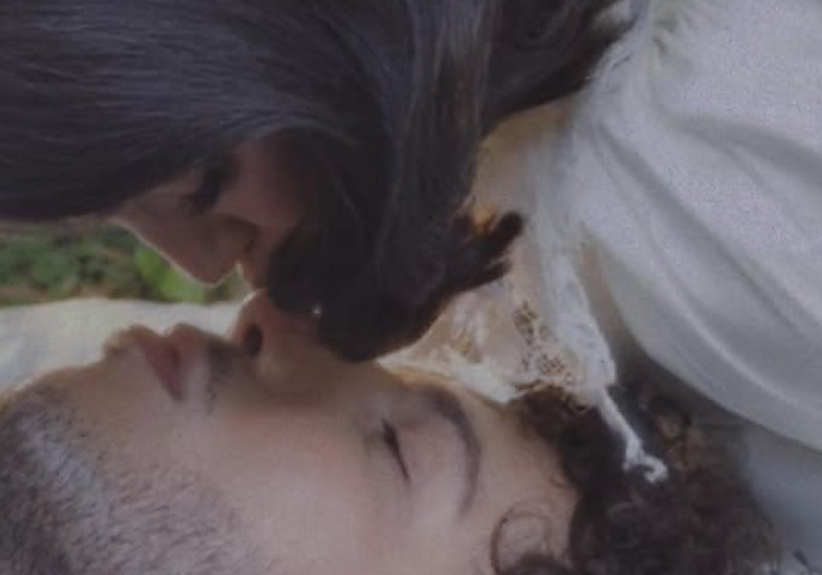 Selena Gomez y Benny Blanco, durante su boda.