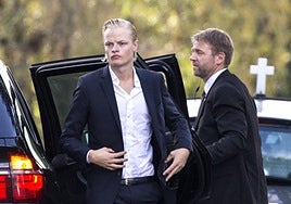 Embargo y más prohibiciones: Marius Borg suma nuevos problemas antes de declarar en el tribunal