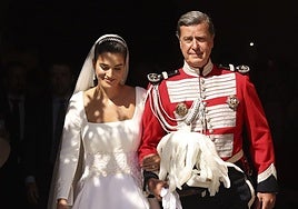 Cayetano Martínez de Irujo justifica su enfado con la prensa el día de su boda: «Llevo 40 años aguantando la basura»